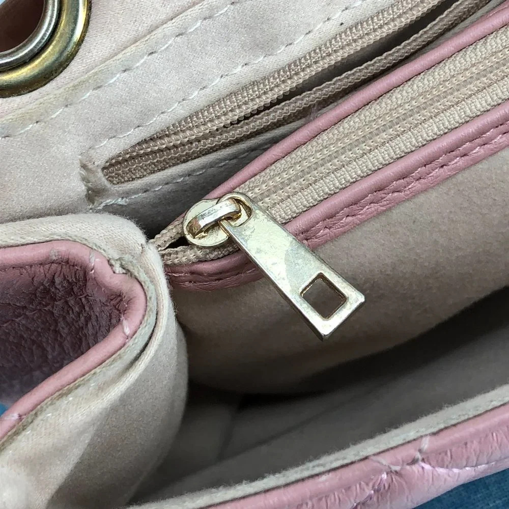 Baby pink quilted purse with chain strap and gold-toned hardware - Picture 13 of 15